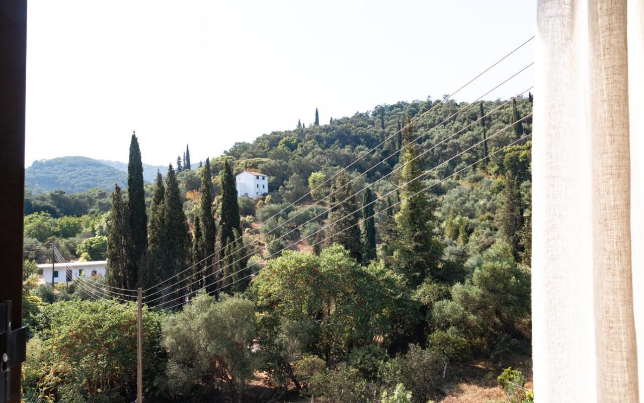 Ilia'S Holiday Home Peritheia Exterior foto